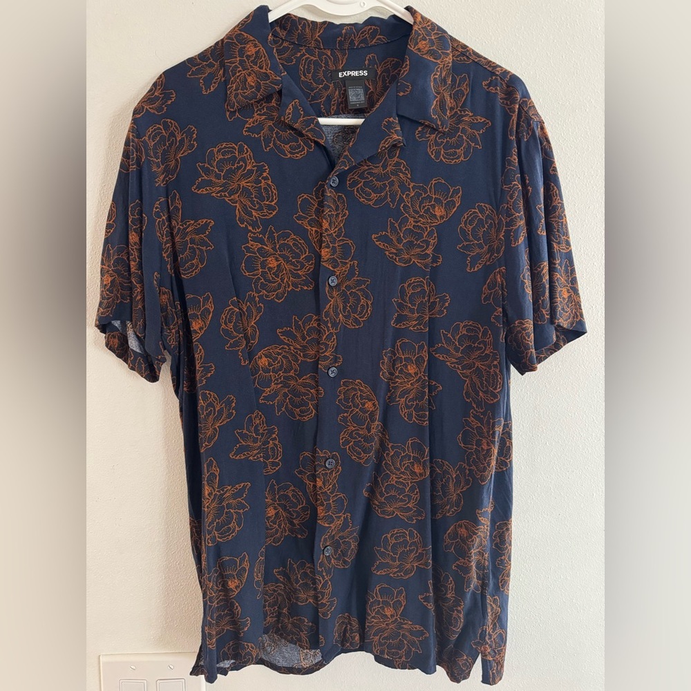 Express Navy Short-Sleeve Button-Down with Rust Floral Outline